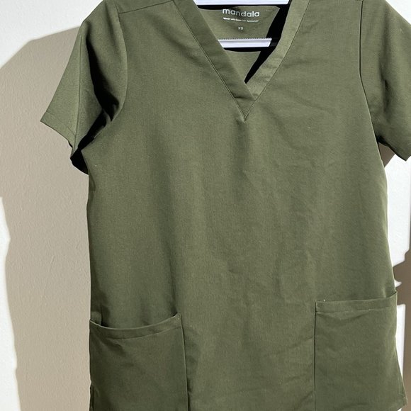 Mandala Scrub Set - Picture 1 of 2